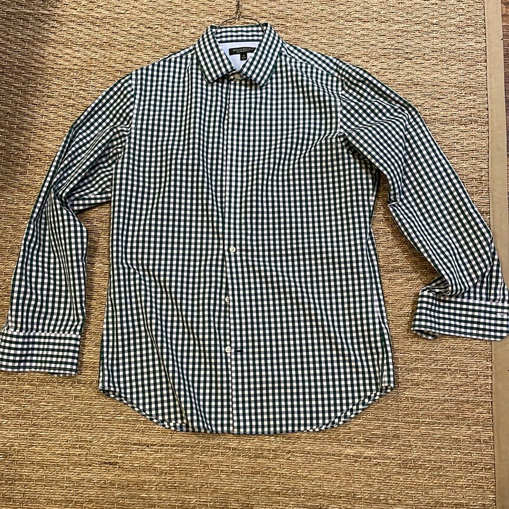 Banana Republic Non-iron slim fit dress shirt. Size M